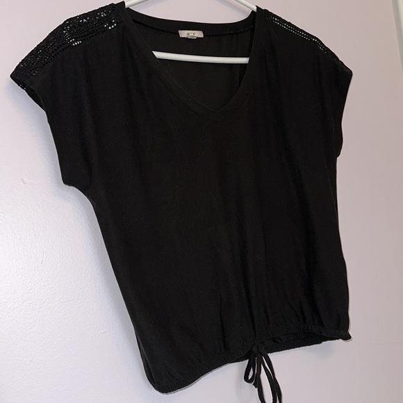 ARDENE Short Sleeve T-Shirt - Picture 3 of 3